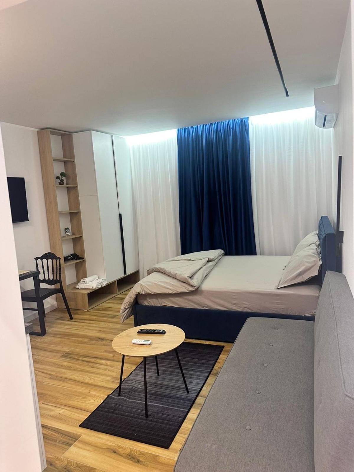 Modern Central Apartments 티라나 외부 사진