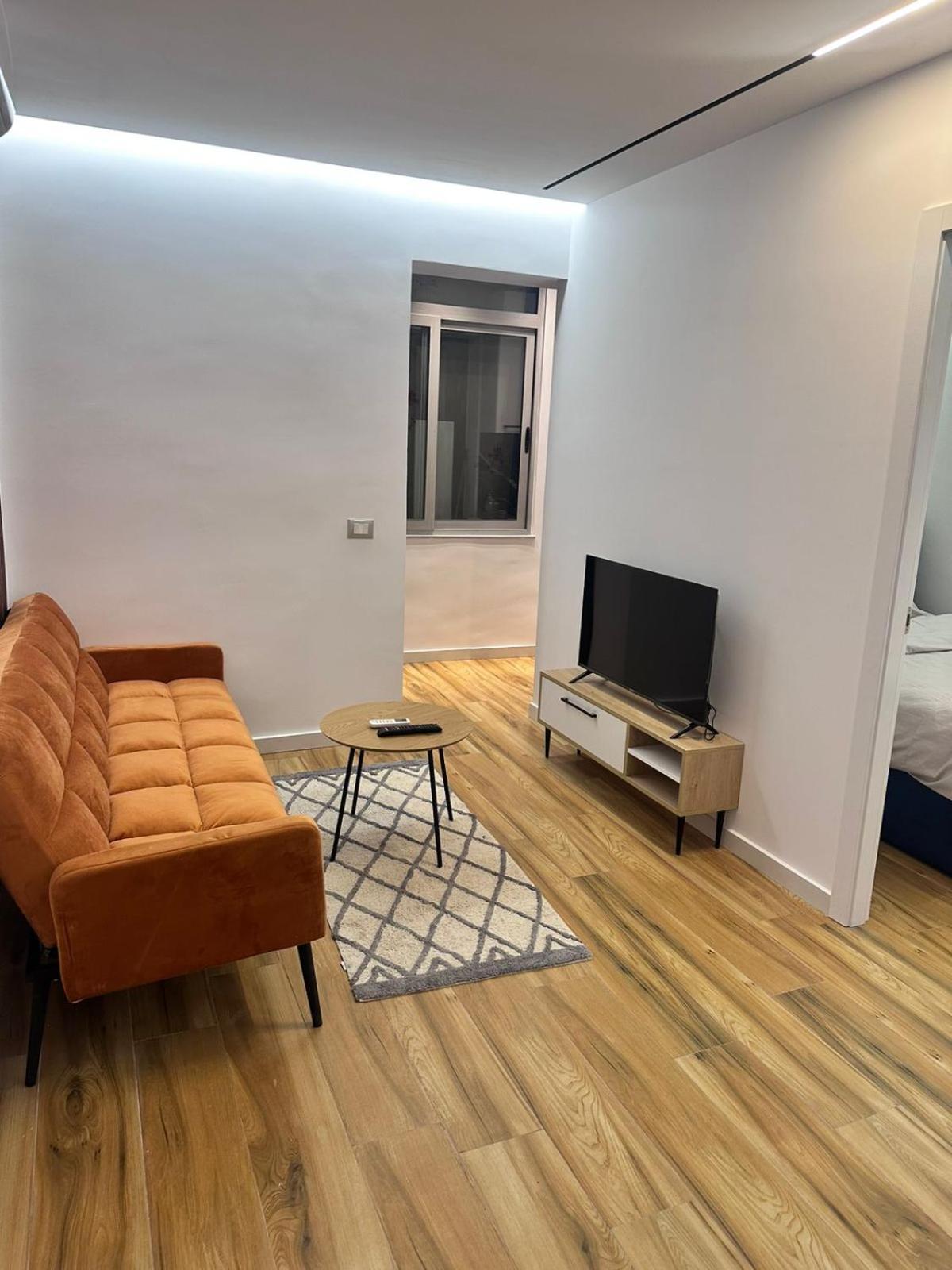 Modern Central Apartments 티라나 외부 사진